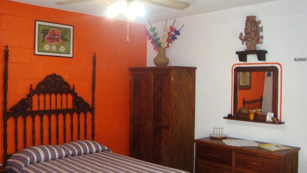 Quinta Erika Boutique Hotel By Rotamundos Coyuca de Benitez Chambre photo